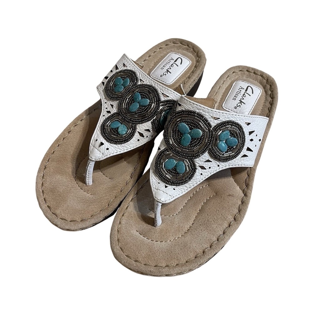 Clarks Artisan Women 7.5 White Leather Turquoise Beaded Sandals Flip Flop Wedge